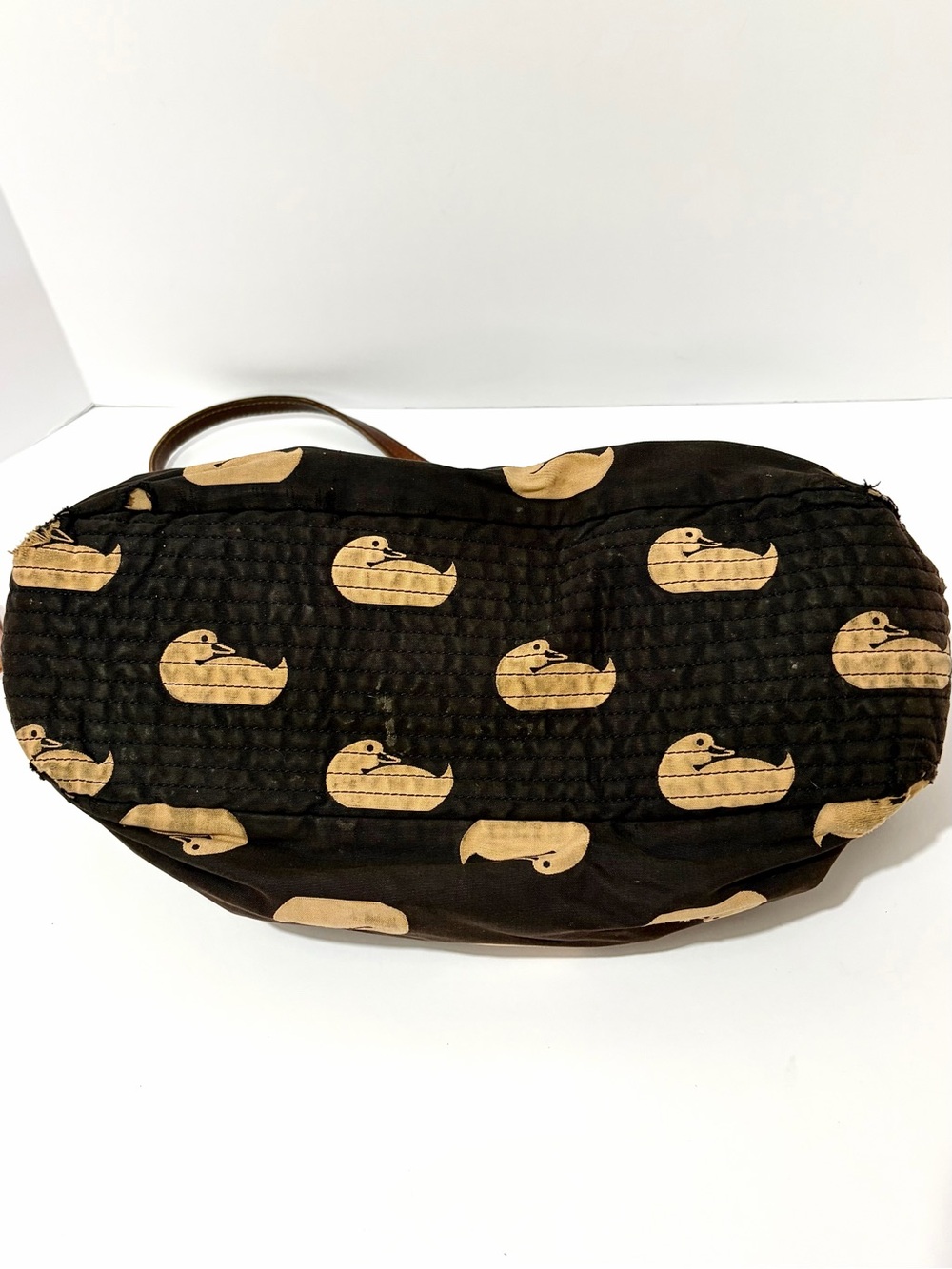 Dooney & Bourke Vintage Wonder Duck (Victoria) Satchel Bag - Picture 3 of 6